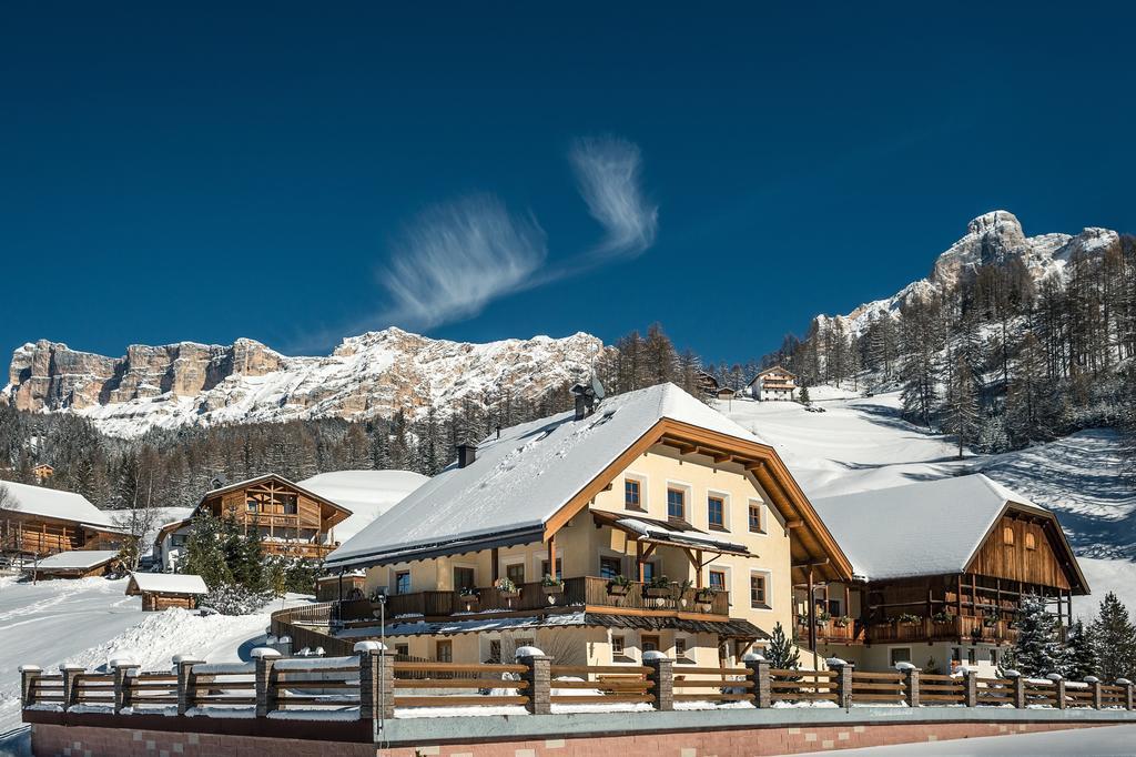 Taela Apartments San Cassiano  Exterior foto